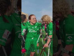 Read more about the article Emocje po pierwszym w Europie meczu ampfutbolu kobiet 🥹💚 #wartapoznań #ampfutbol #happiness