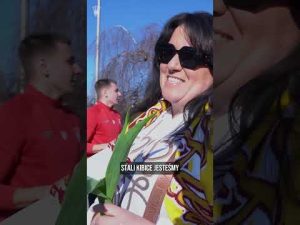 Read more about the article Tak obchodziliśmy DZIEŃ KOBIET na EXBUD Arenie! 🏟️👩🎉