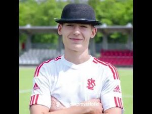 Read more about the article Fabian Olejniczak | Z AKADEMII DO PIERWSZEGO ZESPOŁU