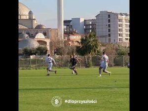 Read more about the article Sebastian Sopel | Z AKADEMII DO PIERWSZEGO ZESPOŁU