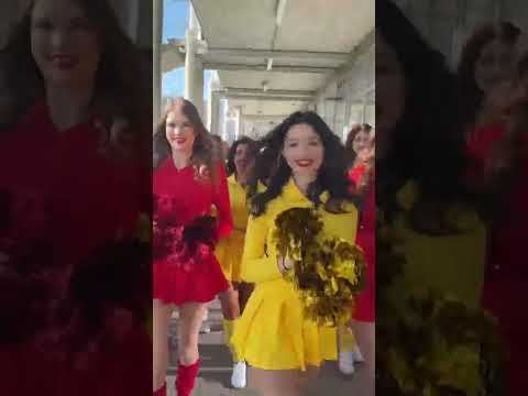 ZGADNIJ ILE ICH JEST! 👀 Policz cheerleaderki Korony! 💃 #koronakielce #cheerleader #dance