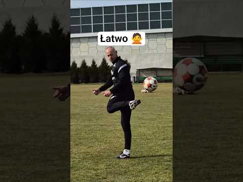 Read more about the article Piłeczka chodzi #podbeskidzie #piłkanożna #pilkanozna #bielskobiała #trening #footballskills #fyp