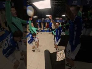 Read more about the article RADOŚĆ, ENERGIA, SZALEŃSTWO 🔥🔥 #lechpoznań #celebration #football #shorts