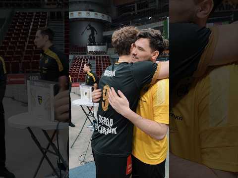 Read more about the article Ile kreatyny jest w śledziu? 🤔 Rozruch za nami! | Energa Trefl Gdańsk #Shorts