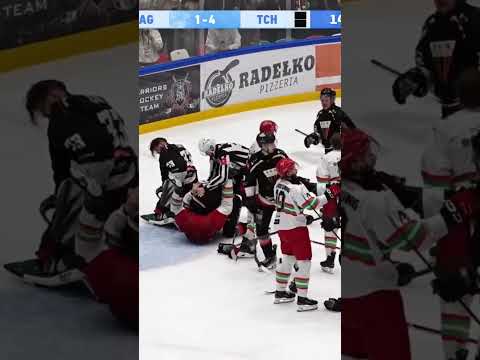 You are currently viewing Brutalny atak na bramkarza i wielka bójka w Sosnowcu