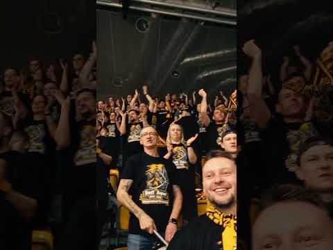 Read more about the article Zmieniamy koszulki na żółte i w piątek głośno wspieramy naszą drużynę! 🗣️🥁 #koszykówka #sports