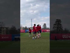 Read more about the article LET’S GO! ⚽🛠️💪 | Ostatni trening przed rewanżem! #UECL