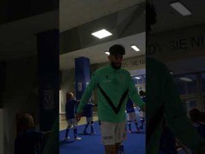 Read more about the article Piąteczki mocy przed meczem 🖐🏻 #lechpoznań #football #shorts #ekstraklasa
