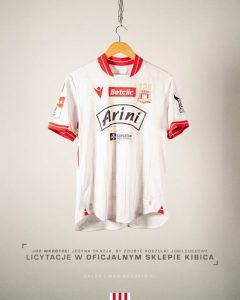 Read more about the article Licytacje jubileuszowych koszulek z okazji 120-lecia Resovii Rzeszów