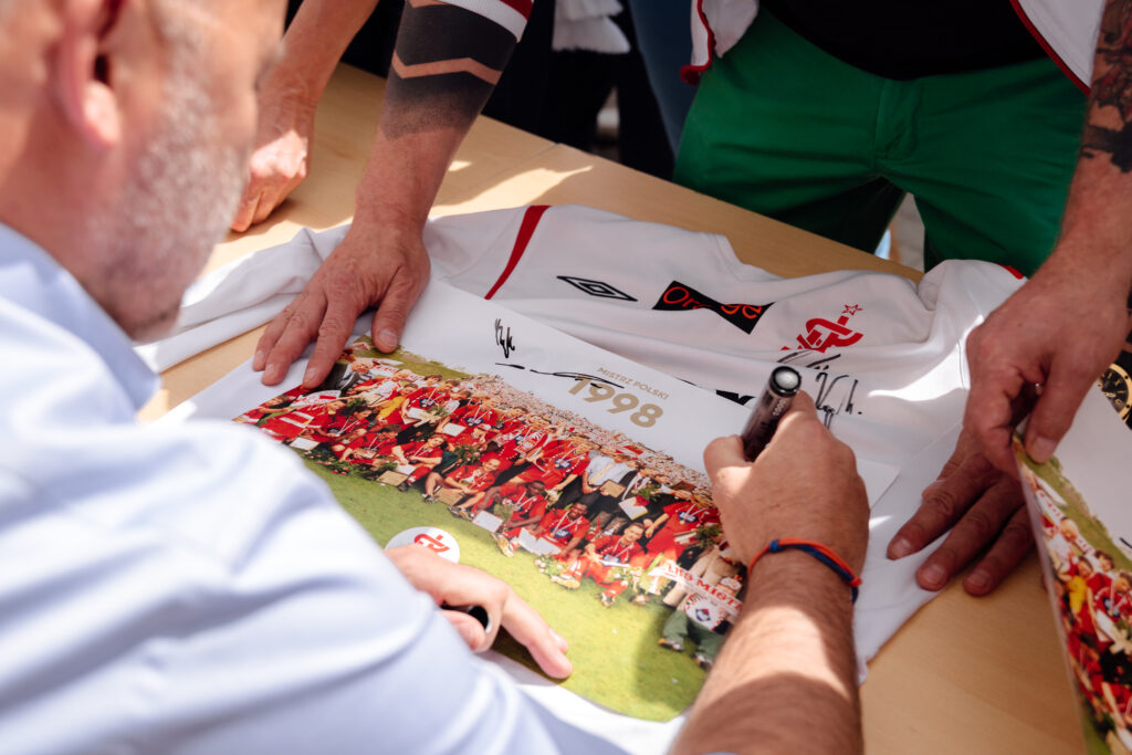 Spotkaj mistrzów z 1998. Premiera koszulki we wtorek w U2 ŁKS Store 9 IMG 2836 1024x683 1 | AleMecz.pl