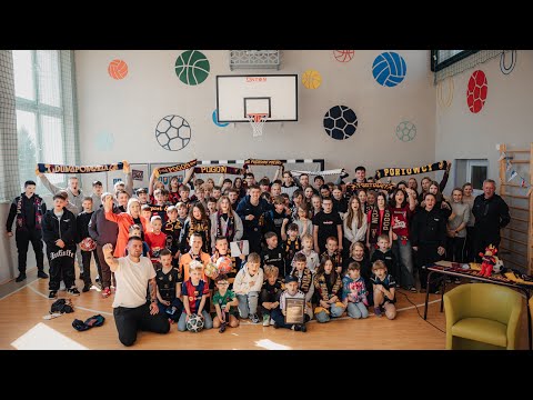 You are currently viewing POGOŃ Z KLASĄ | SZKOŁA PODSTAWOWA NR 2 W ŚWIDWINIE