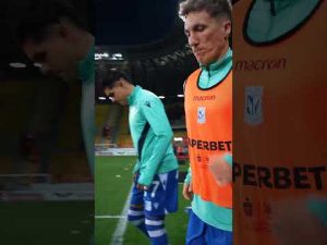 Read more about the article Rozgrzewka – start! 🫡 #lechpoznań #football #ekstraklasa #shorts