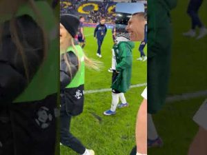 Read more about the article POV: wygrałeś mecz w Lany Poniedziałek #legiawarszawa #ekstraklasa #piłkanożna