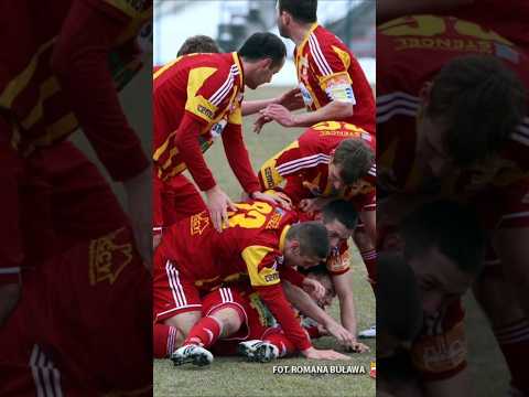 You are currently viewing Historie Żółto-Biało-Czerwone #1 – Chojniczanka łapie wiatr na I Ligę