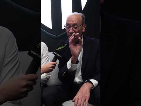 You are currently viewing Przy okazji Sandecja Klub Biznesu porozmawialiśmy z legendarnym komentatorem, Dariuszem Szpakowskim