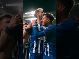 Read more about the article LINIE LOTNICZE BATORY! 🛩️  #górnikzabrze #football #ekstraklasa