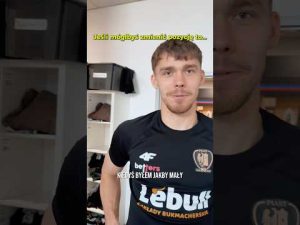 Read more about the article Zmiana pozycji na jeden mecz! 🔄 #piastgliwice #football #ekstraklasa #footballshorts