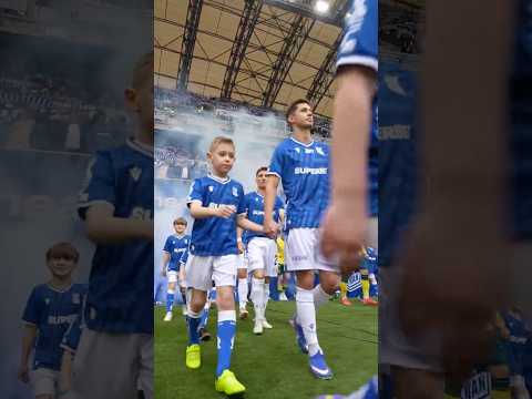 You are currently viewing Zróbmy kolejny krok w kierunku Majstra! 🚂 #lechpoznań #football #shorts #ekstraklasa #champions
