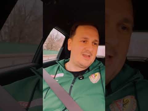 You are currently viewing Dlaczego nasz fizjoterapeuta ma pseudonim „Muli”? #basketball #sports #mistrzostwapolski #plkpl