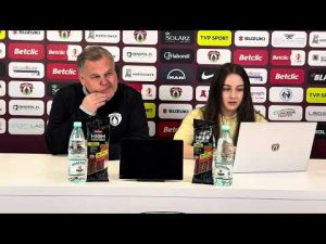 Read more about the article KONFERENCJA PRASOWA PRZED MECZEM Z POLONIĄ BYTOM | PUSZCZA TV
