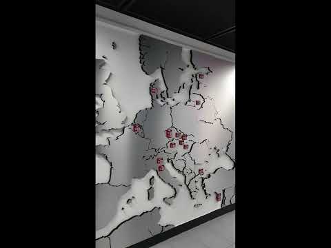 You are currently viewing RAKÓW W EUROPIE! 😍 Zobaczcie co ostatnio pojawiło się w naszym budynku klubowym 👀