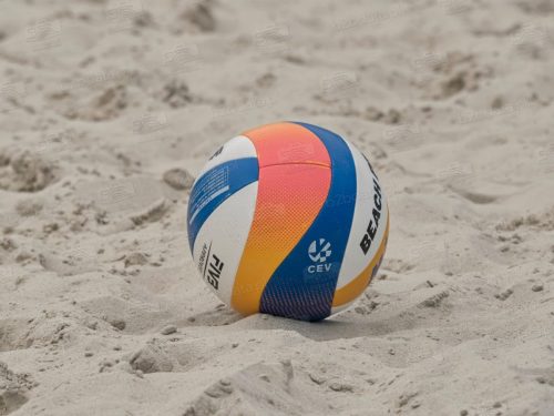 Polki na boisku podczas VW Beach Pro Tour Futures Rzeszów