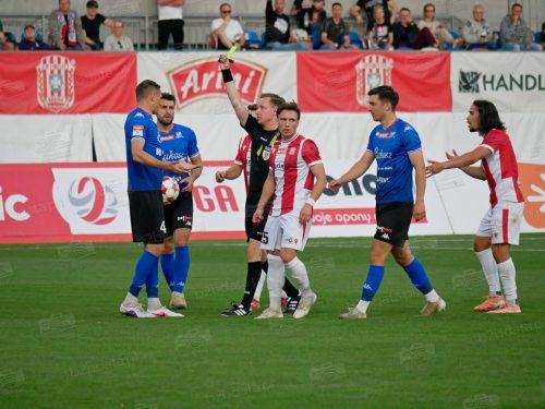 Remis z wyróżnikiem — Resovia i Podbeskidzie dzielą się punktami w emocjonującej konfrontacji