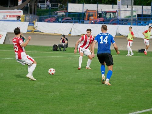 Remis z wyróżnikiem — Resovia i Podbeskidzie dzielą się punktami w emocjonującej konfrontacji