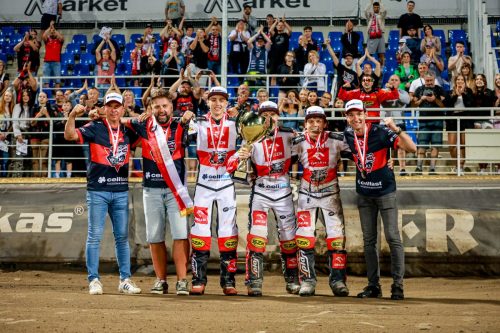 Wilki Krosno z srebrem młodzieżowych mistrzostw par klubowych